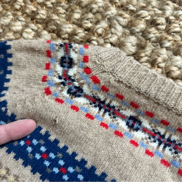 J. Crew Beige Fair Isle Crewneck Sweater Navy & Red Accents (XL) - Picture 6 of 7